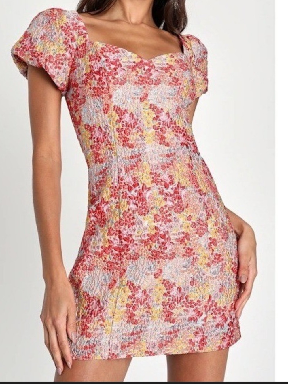 Lulu's New with tags Blush Floral Jacquard Puff Sleeve Mini Dress! Size small.